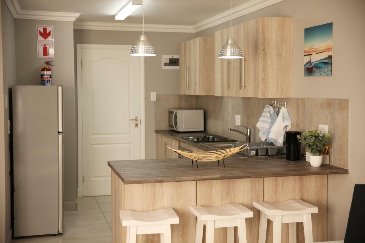 מוסל ביי Mari-Amor Self-Catering Apartments מראה חיצוני תמונה