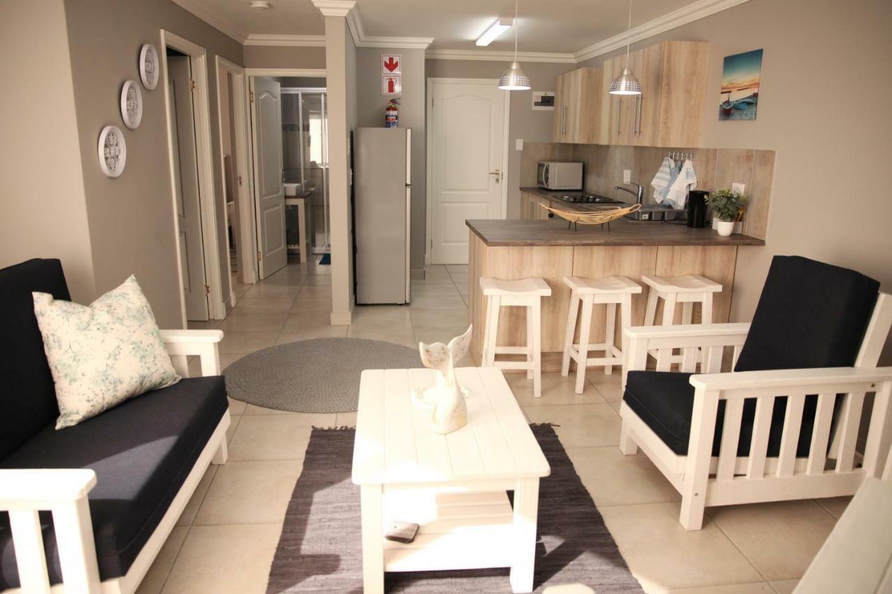 מוסל ביי Mari-Amor Self-Catering Apartments מראה חיצוני תמונה