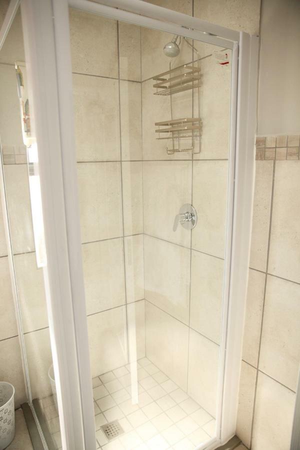 מוסל ביי Mari-Amor Self-Catering Apartments מראה חיצוני תמונה