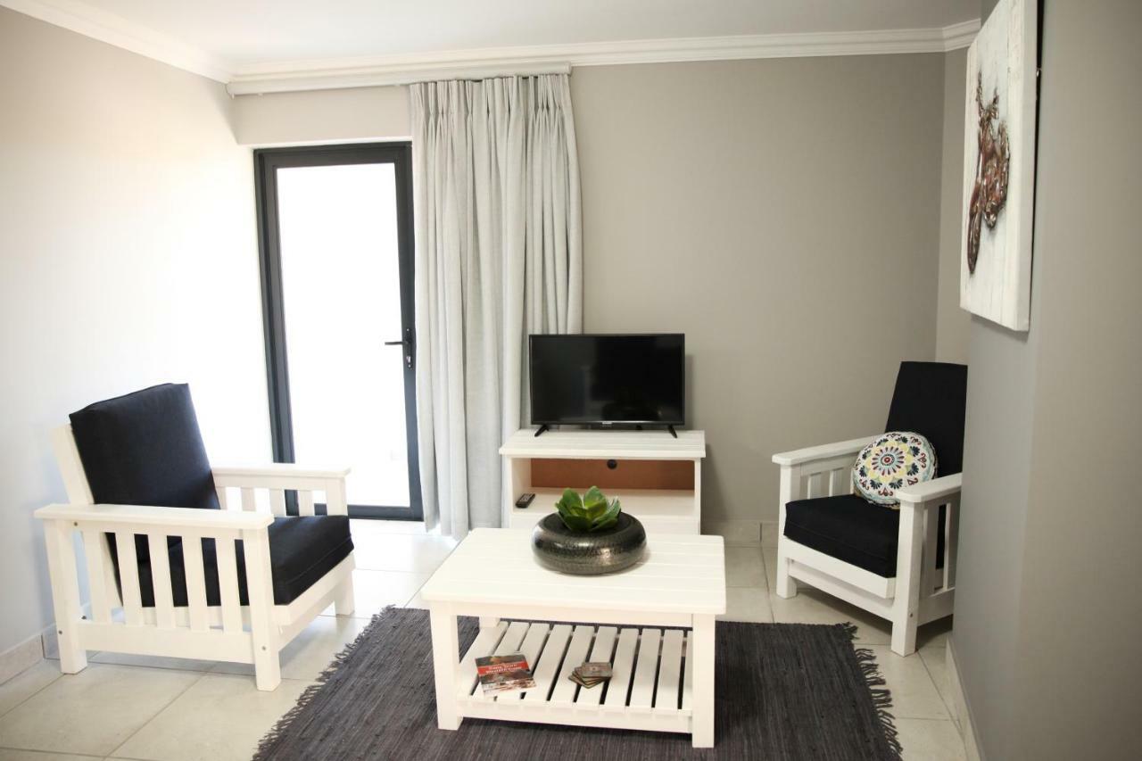 מוסל ביי Mari-Amor Self-Catering Apartments מראה חיצוני תמונה