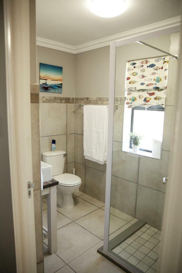 מוסל ביי Mari-Amor Self-Catering Apartments מראה חיצוני תמונה