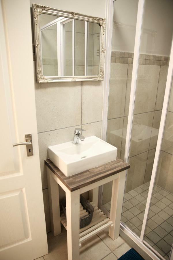 מוסל ביי Mari-Amor Self-Catering Apartments מראה חיצוני תמונה